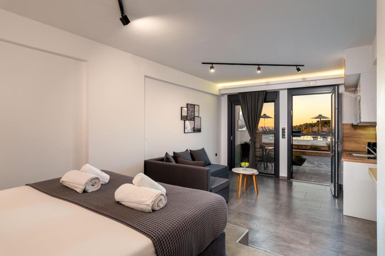 The View Hotel Perdika Екстер'єр фото